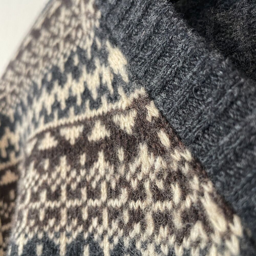 ~ Lambswool Lg Banana Republic Sweater V-neck Gray Tan Brown Collegiate Preppy